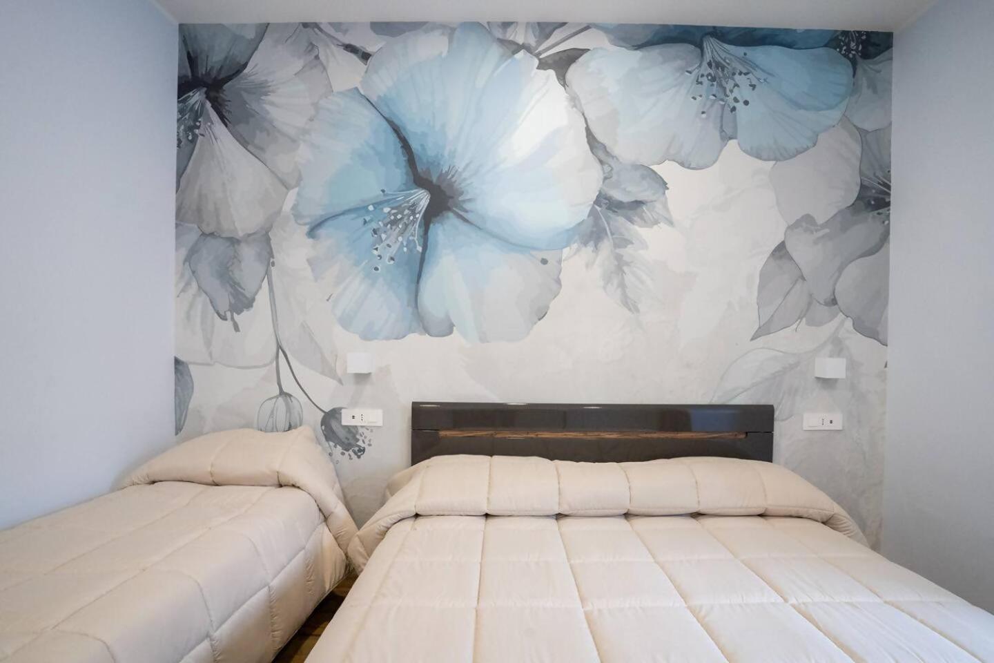Blue Dream Suites Salerno Ngoại thất bức ảnh