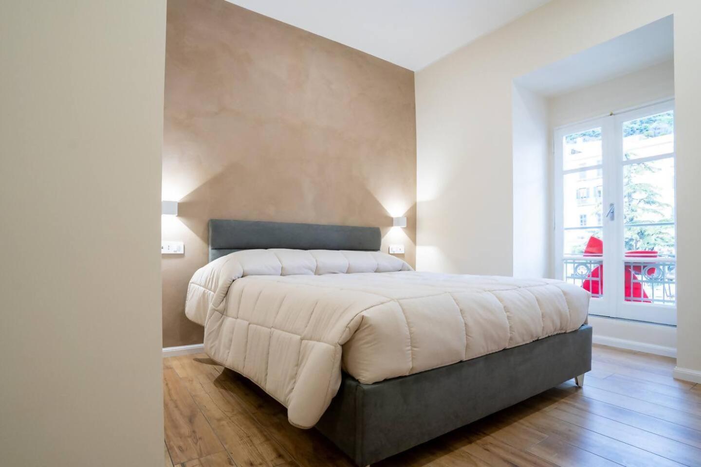Blue Dream Suites Salerno Ngoại thất bức ảnh